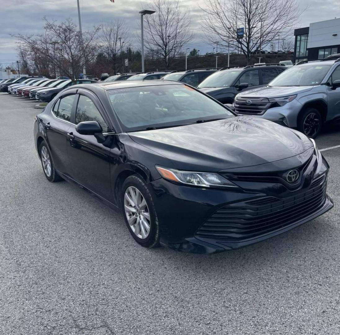 2018 Toyota Camry LE photo 52