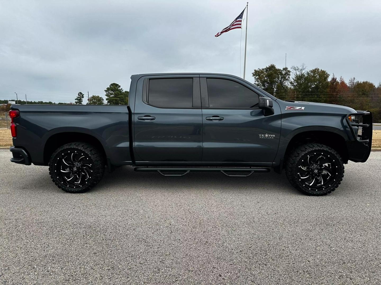 2020 Chevrolet Silverado 1500 RST photo 5