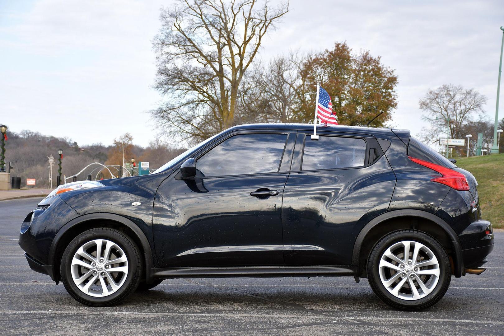 2014 Nissan JUKE S photo 8