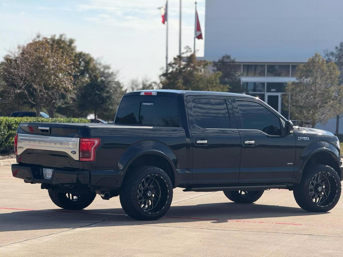 2017 Ford F-150 Limited photo 4