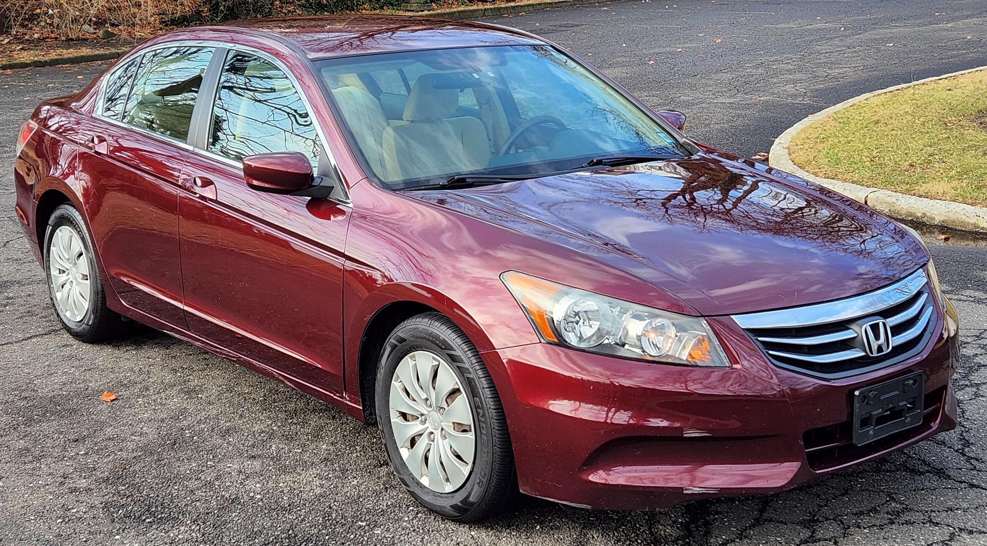 2012 Honda Accord LX photo 2