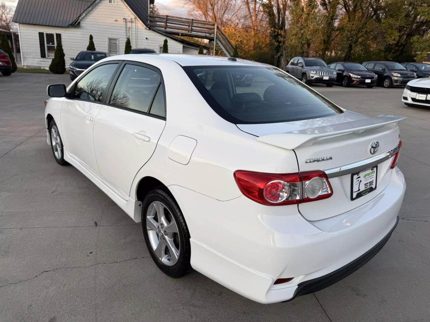 2012 Toyota Corolla S photo 3