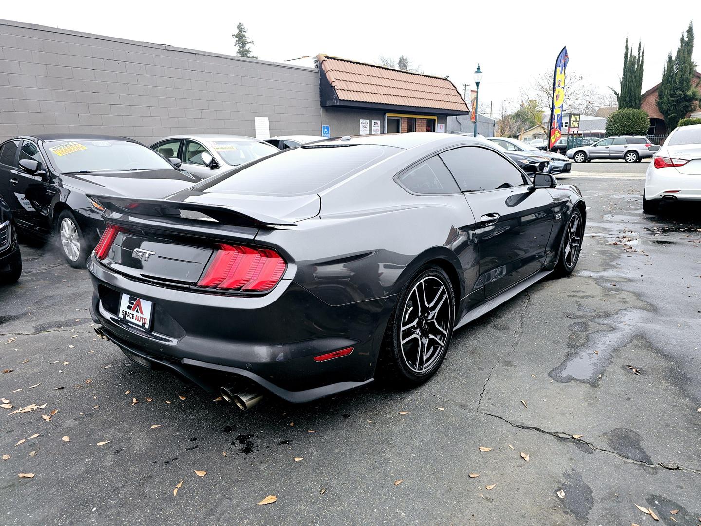 2020 Ford Mustang GT Premium photo 7