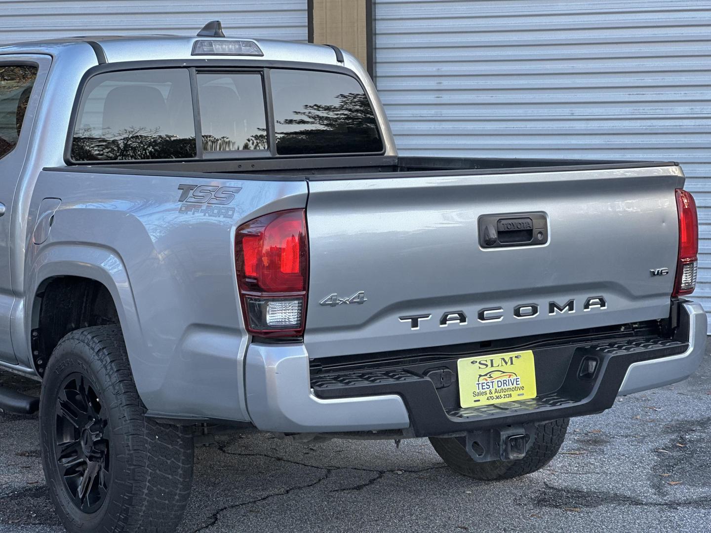 2022 Toyota Tacoma SR photo 16