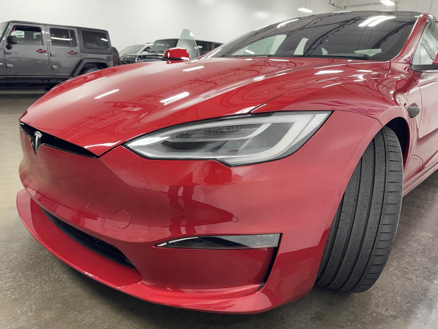 2021 Tesla Model S Plaid photo 12