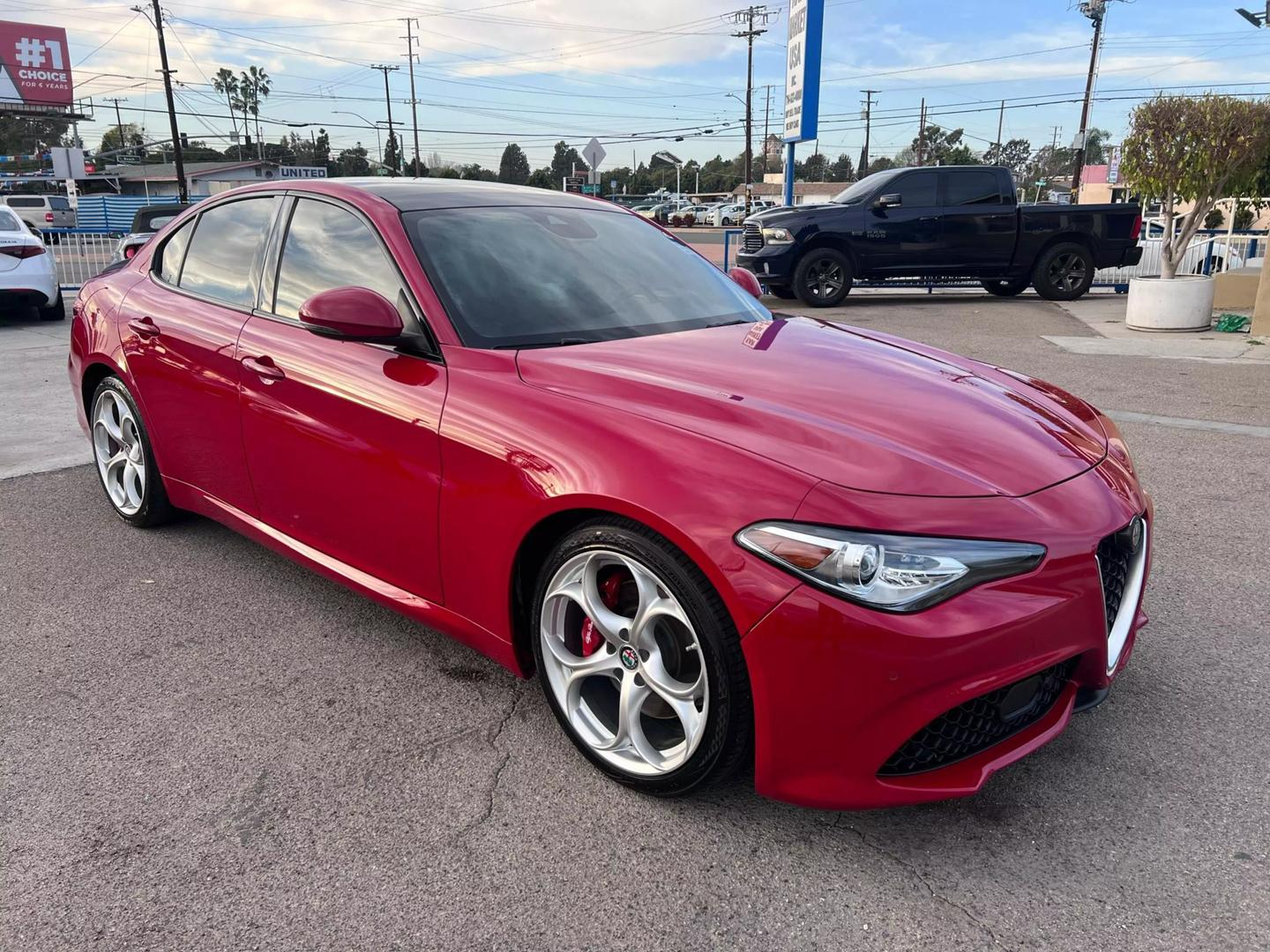 2020 Alfa Romeo Giulia Ti Sport photo 3