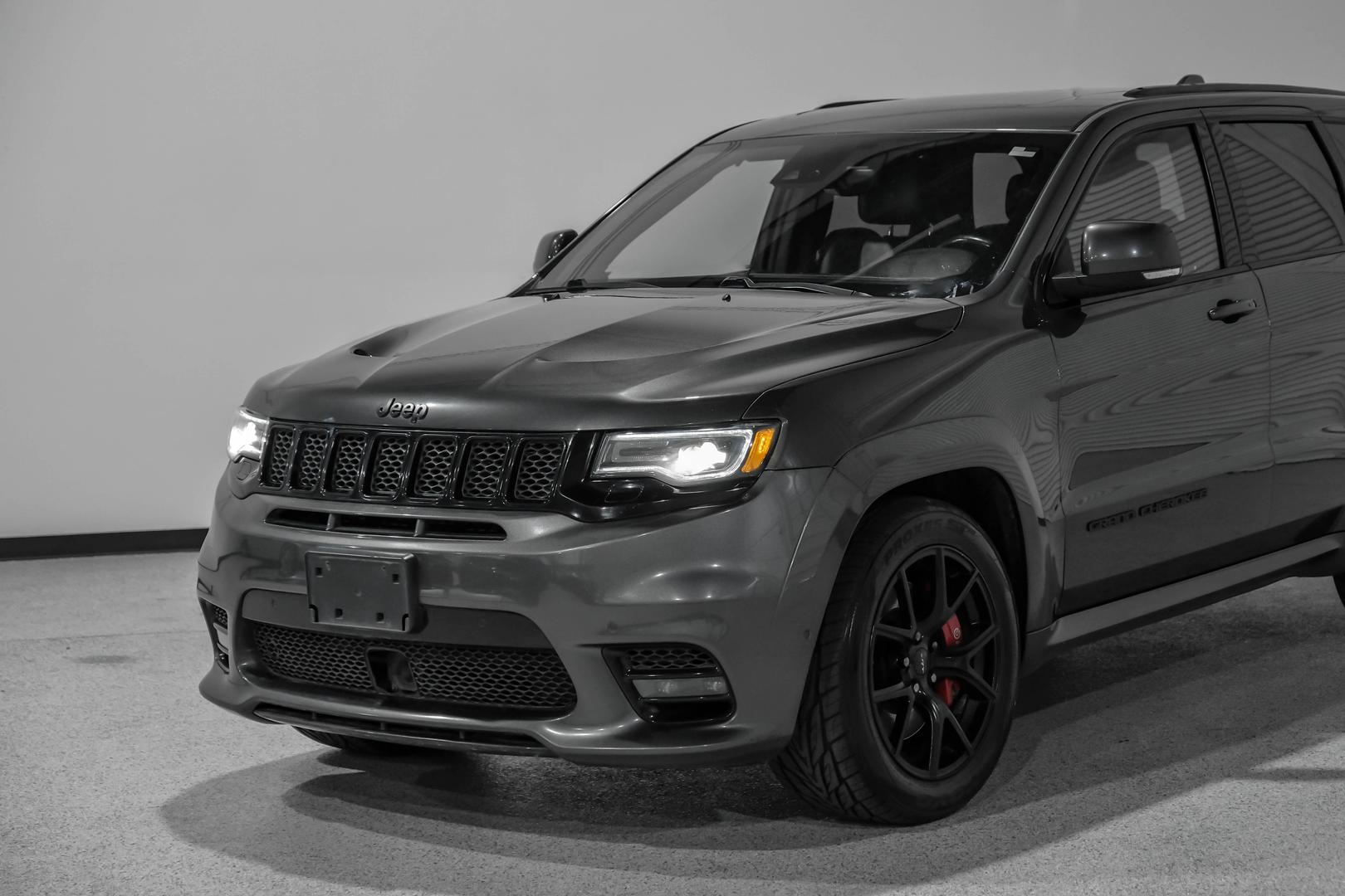 2018 Jeep Grand Cherokee SRT photo 10