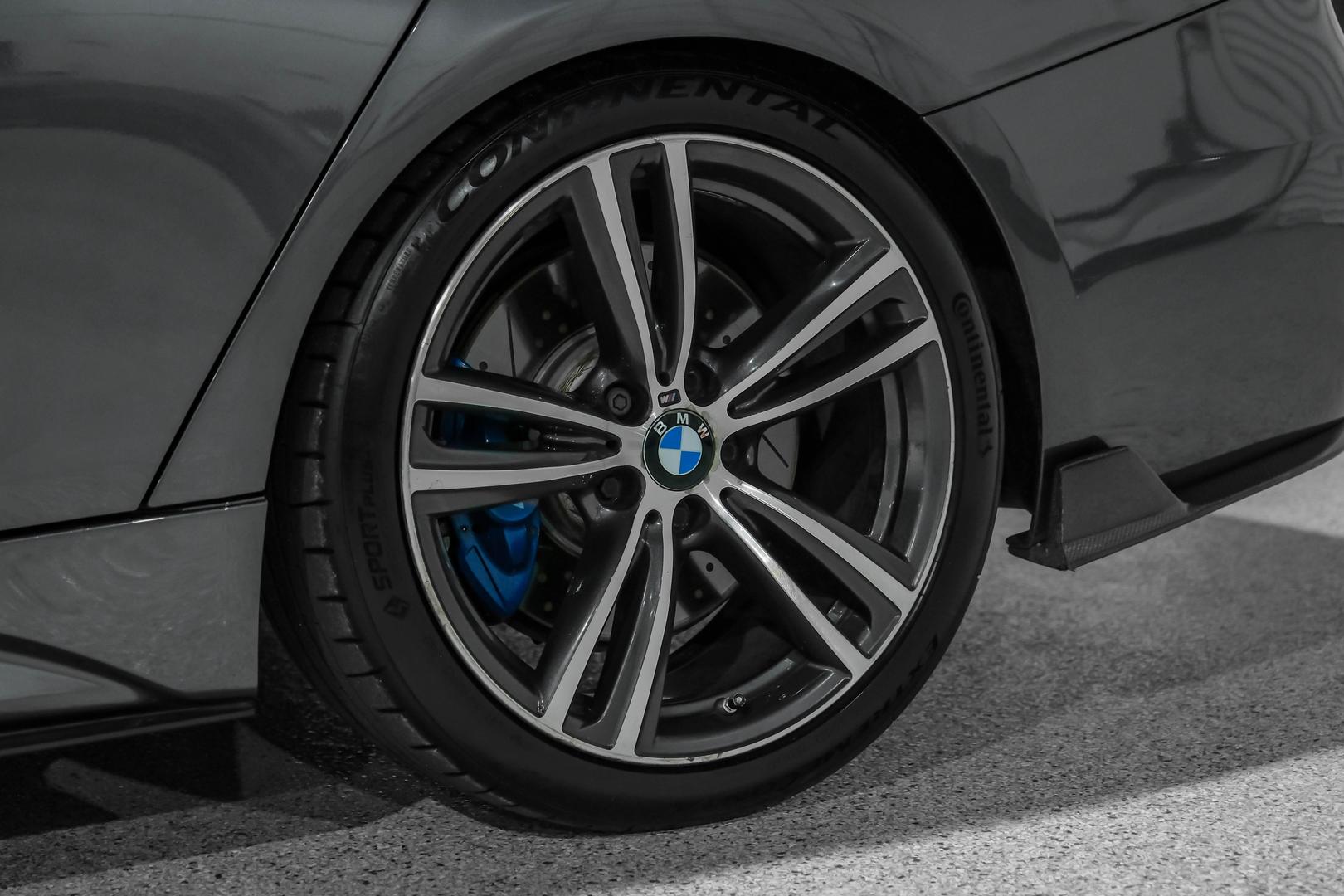 2015 BMW 3 Series 335i photo 65