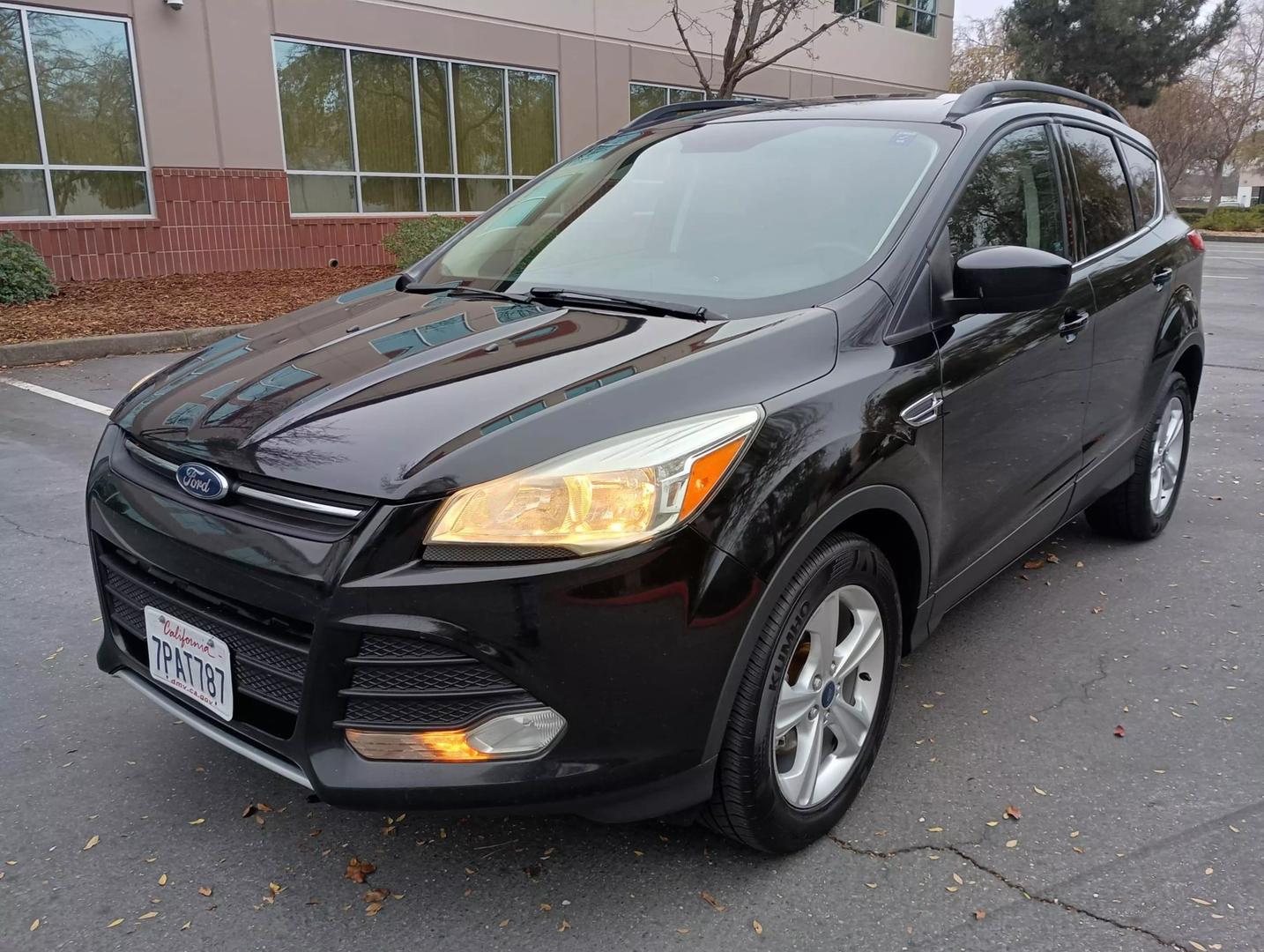 2015 Ford Escape SE photo 3