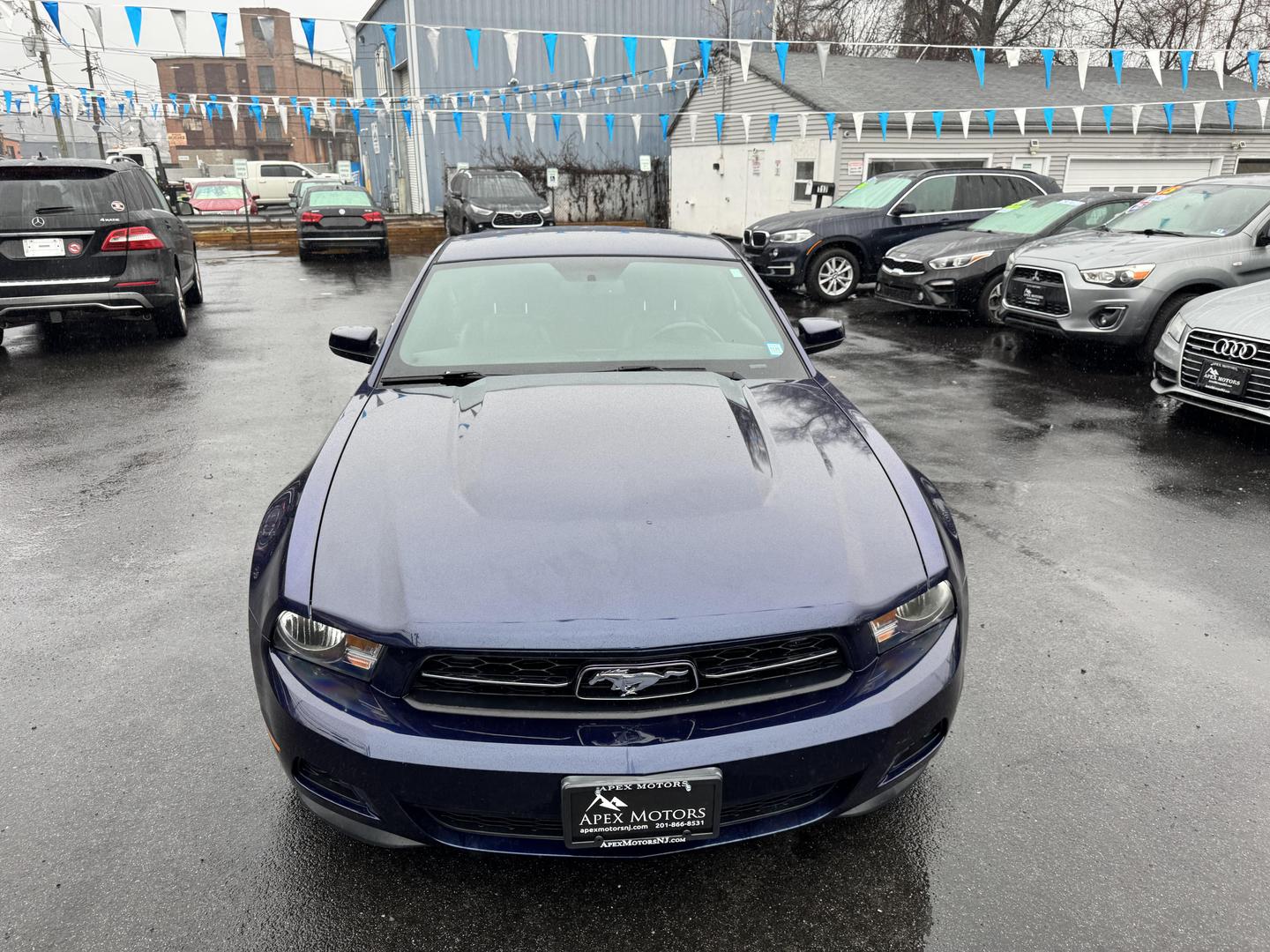 2012 Ford Mustang V6 photo 6