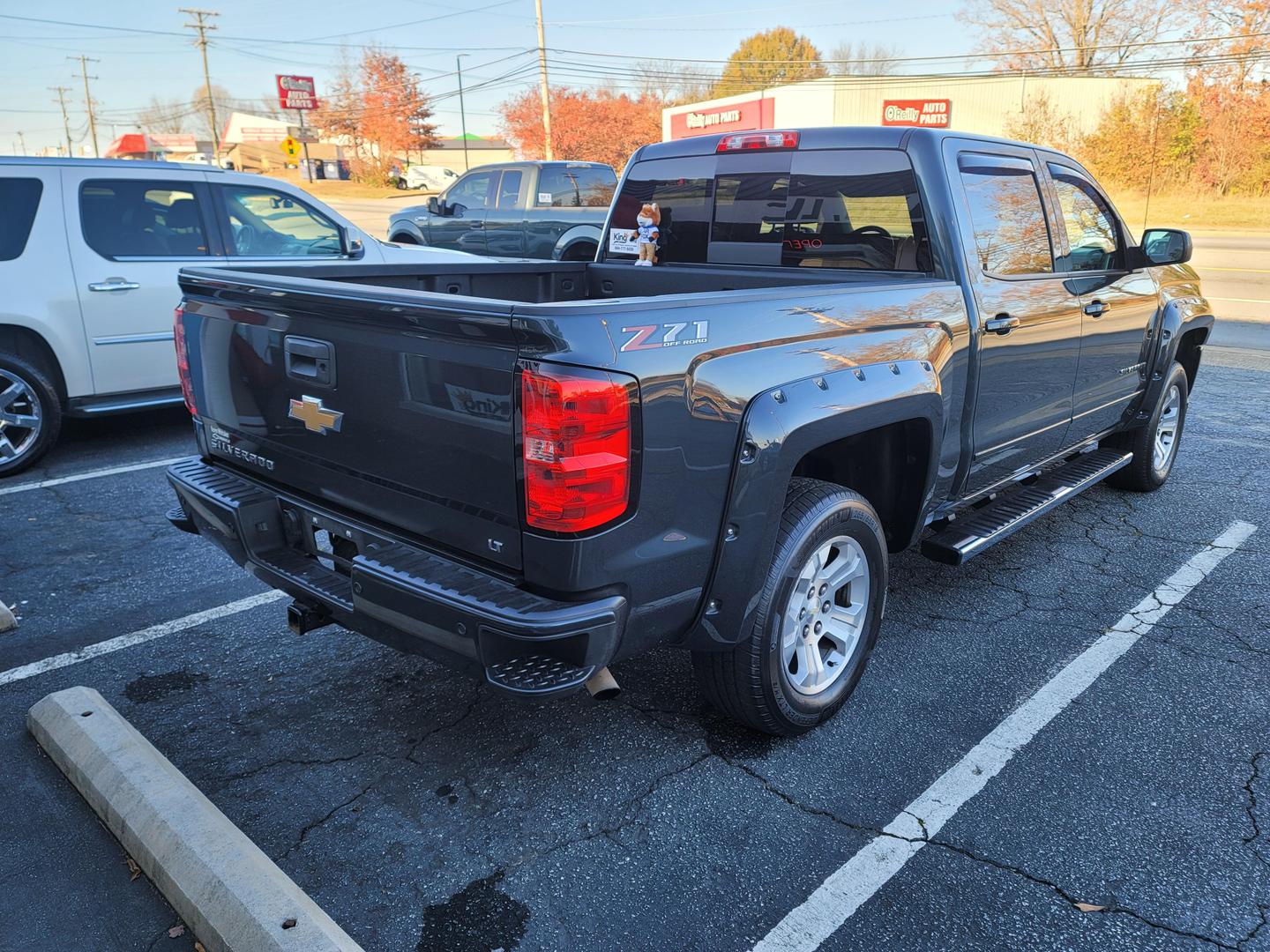 2018 Chevrolet Silverado 1500 LT photo 5