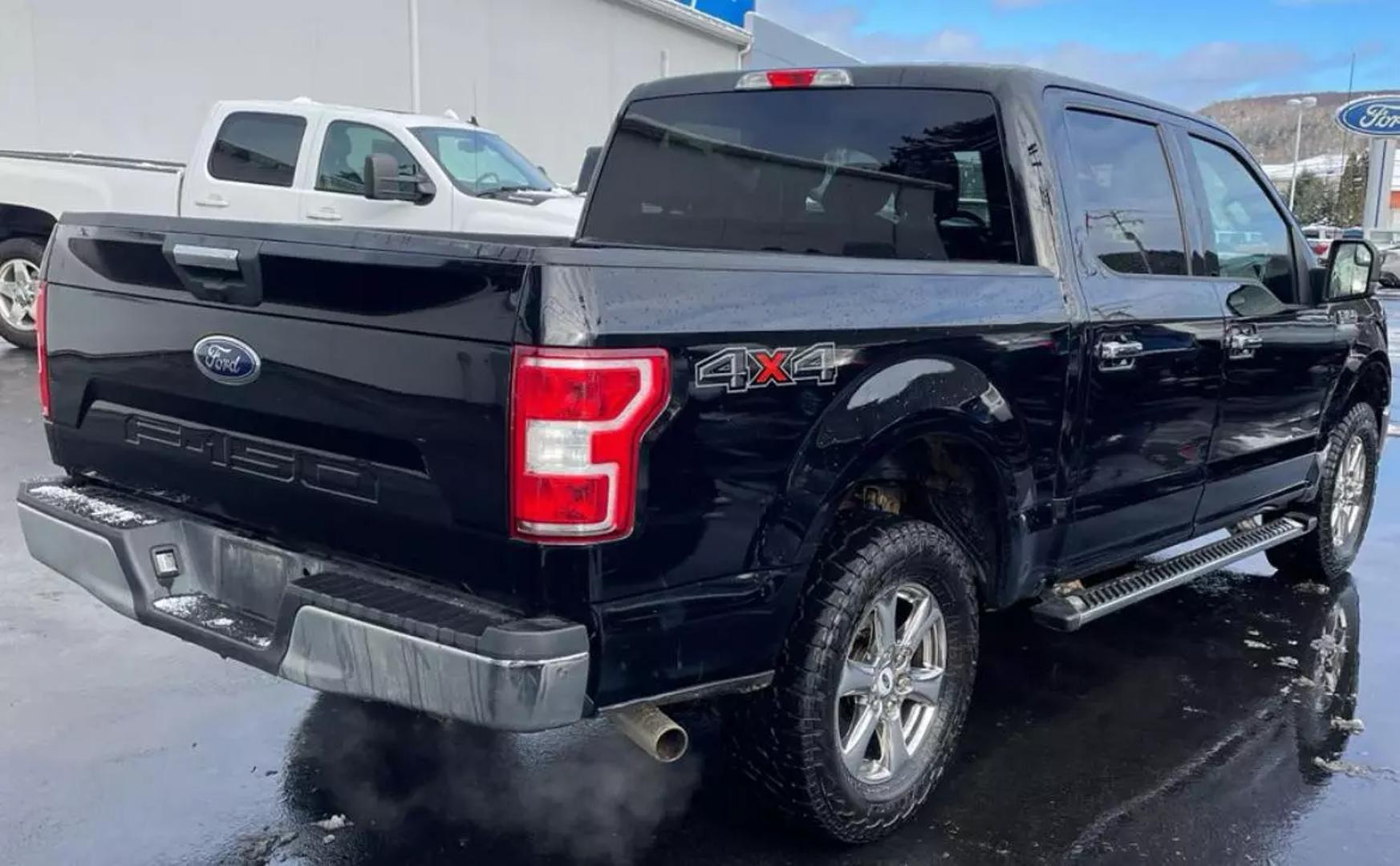 2019 Ford F-150 XLT photo 16