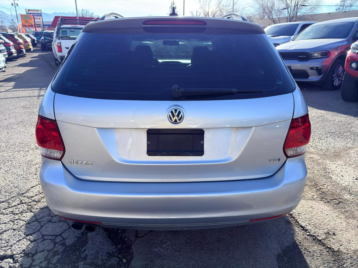 2013 Volkswagen Jetta SportWagen TDI photo 43