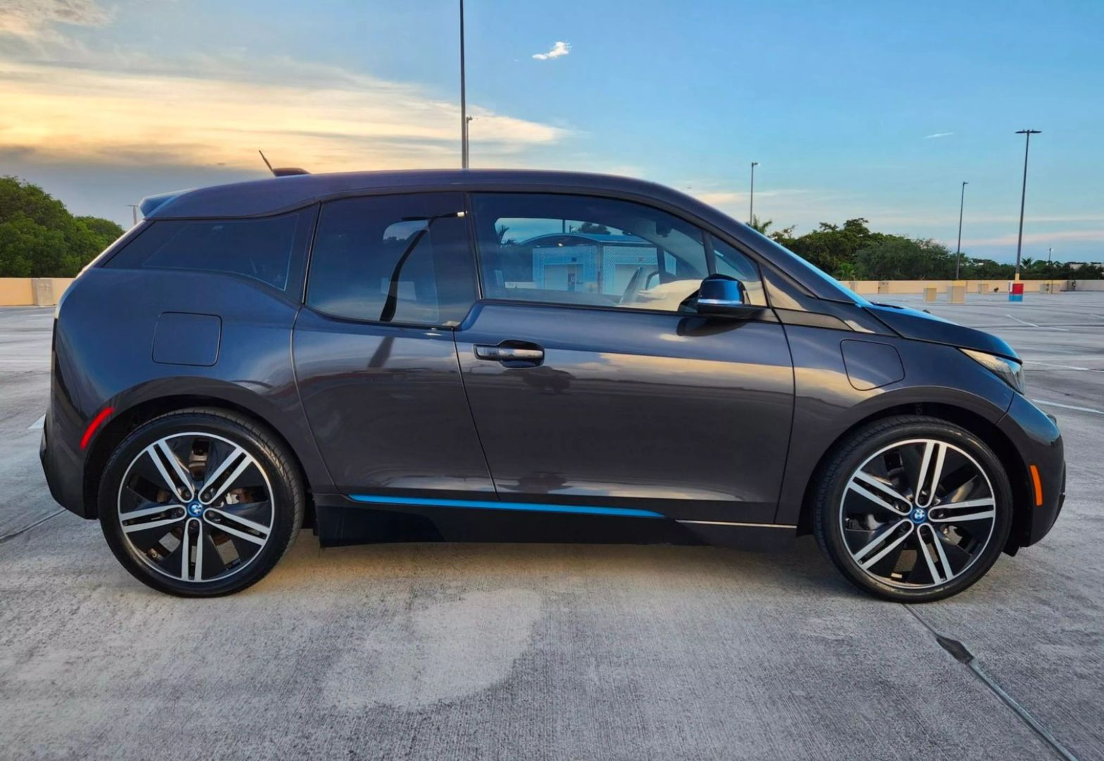 2015 BMW i3 null photo 6