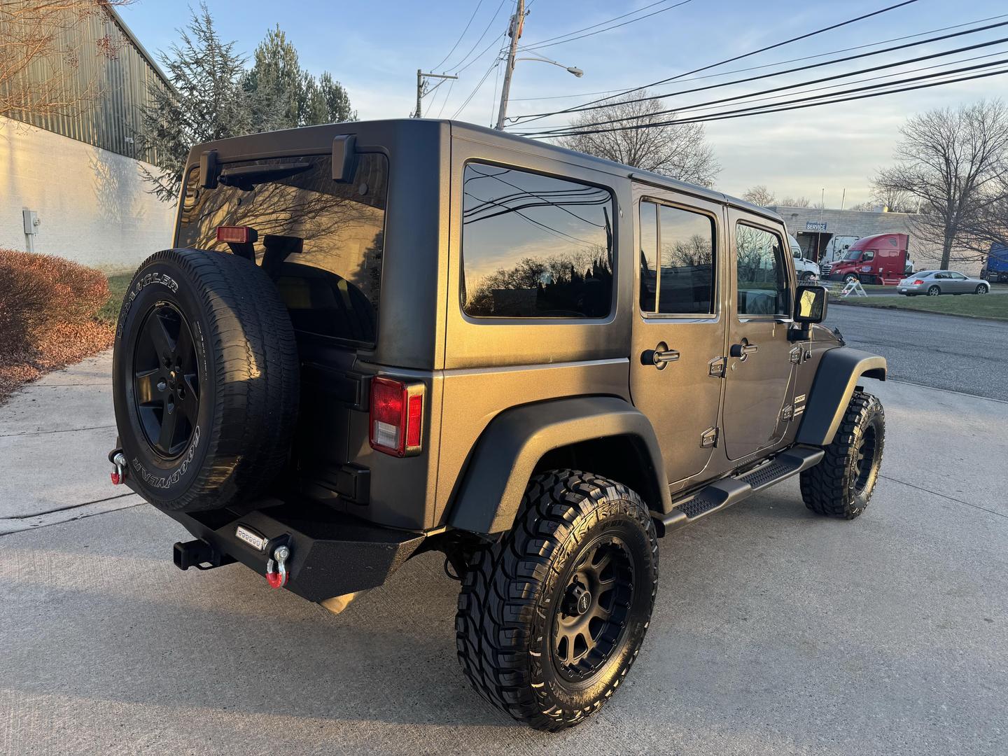 2016 Jeep Wrangler Unlimited Sport S photo 3