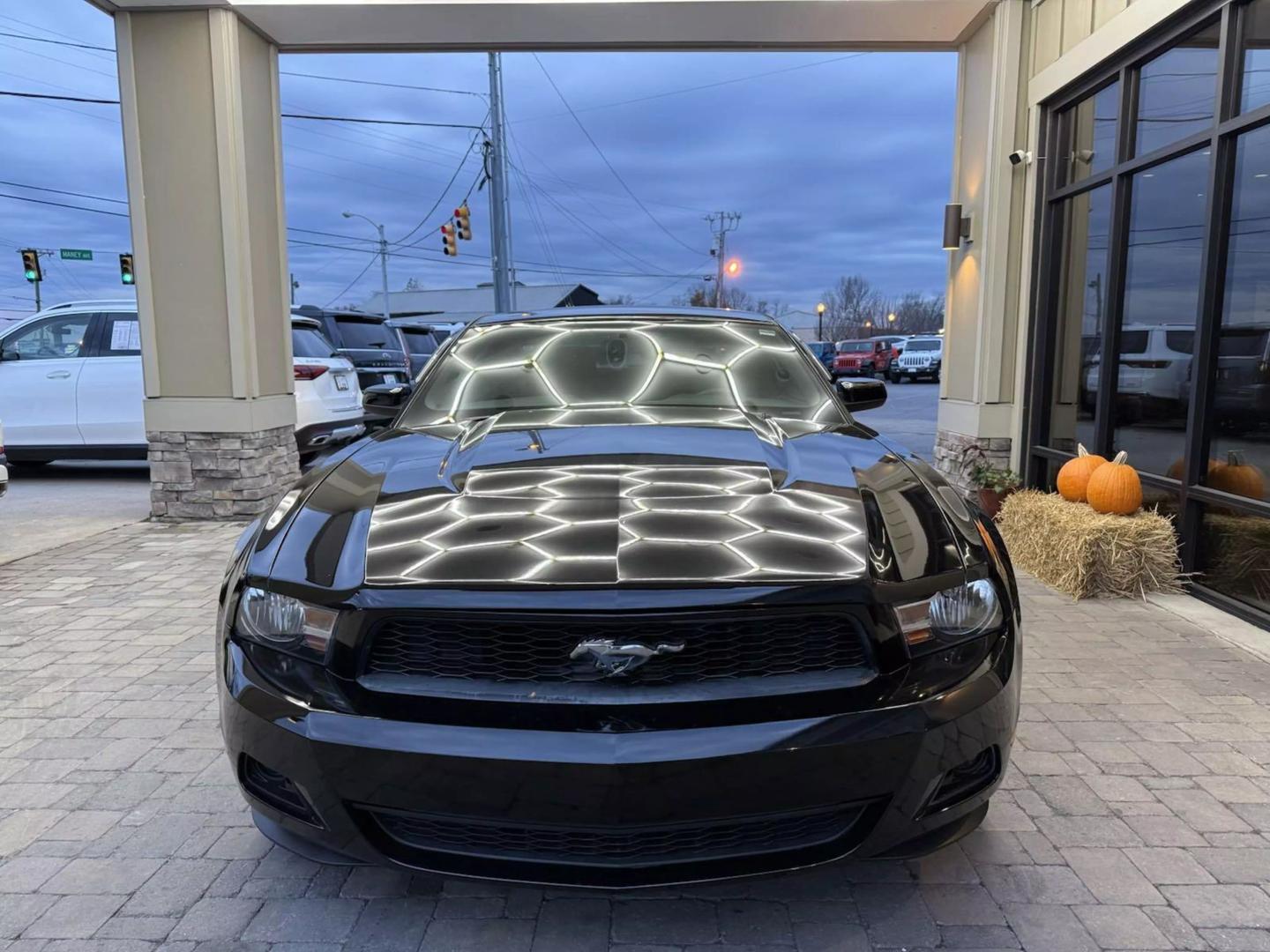 2011 Ford Mustang V6 photo 23