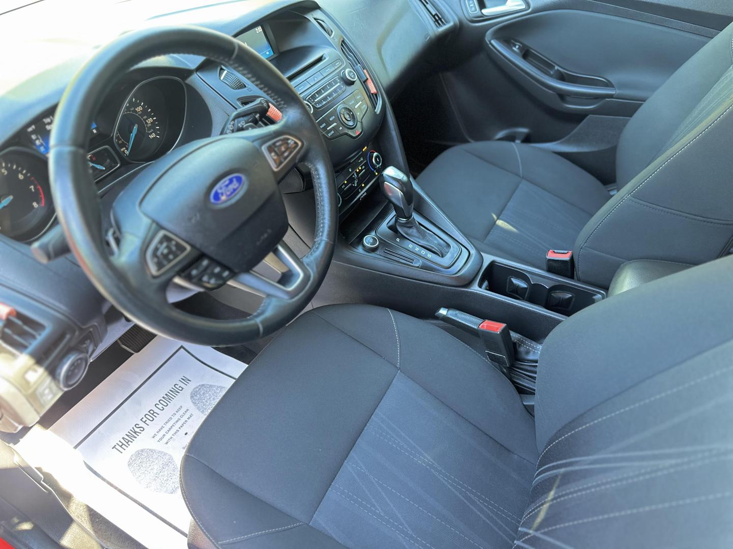 2015 Ford Focus SE photo 4