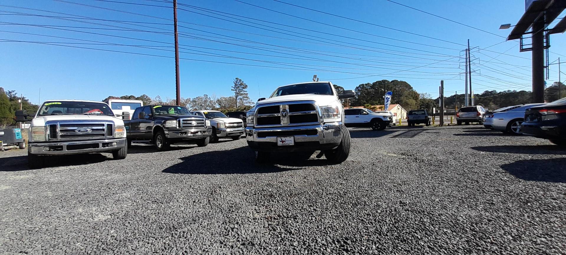 2018 RAM Ram 2500 Pickup Tradesman photo 2