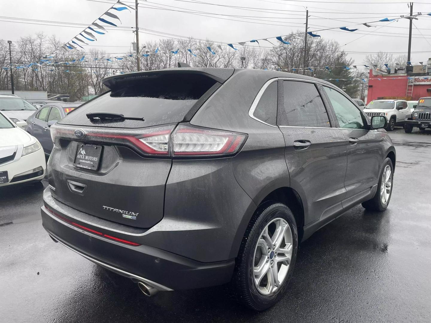 2015 Ford Edge Titanium photo 20