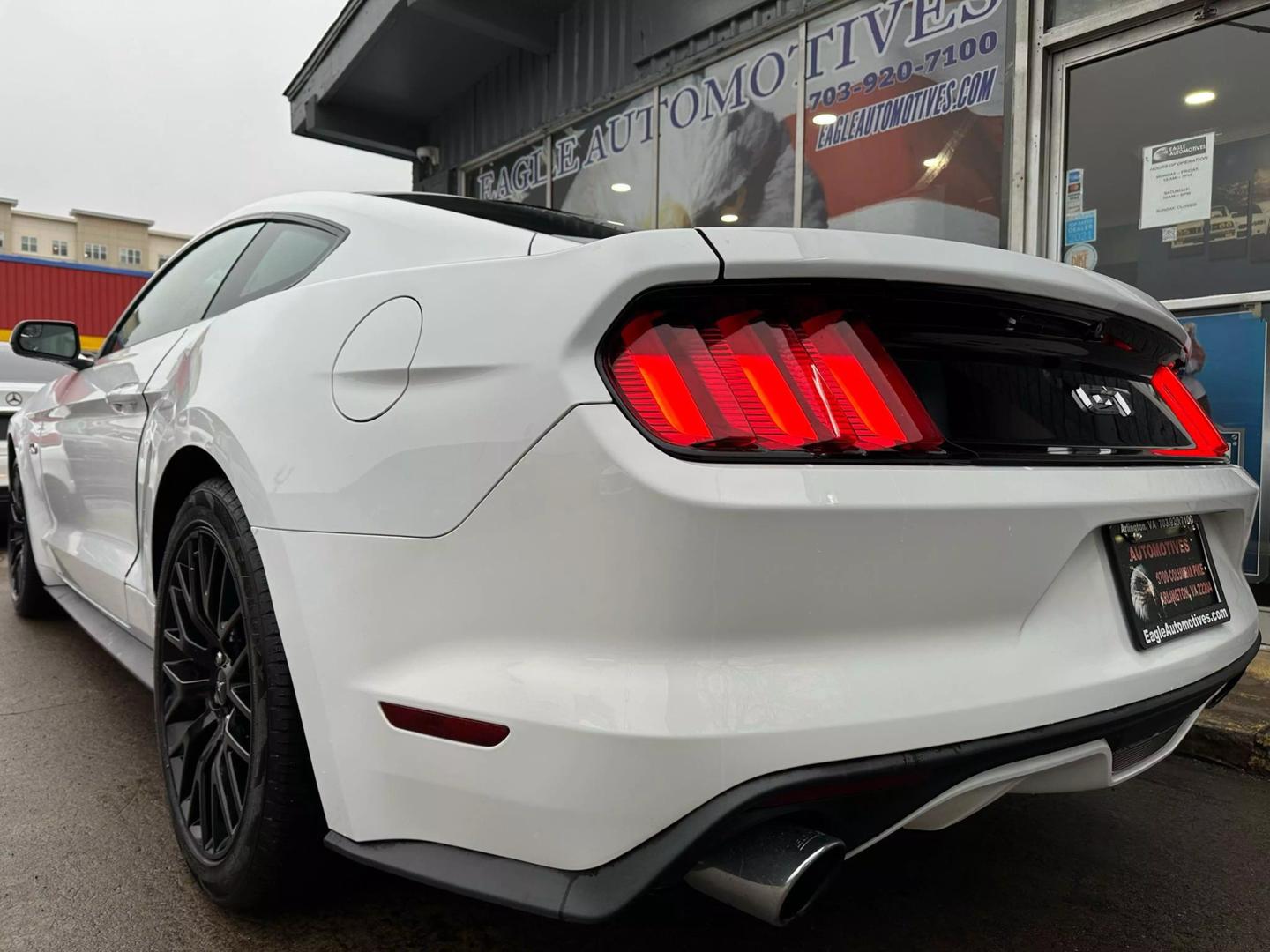 2015 Ford Mustang GT photo 5