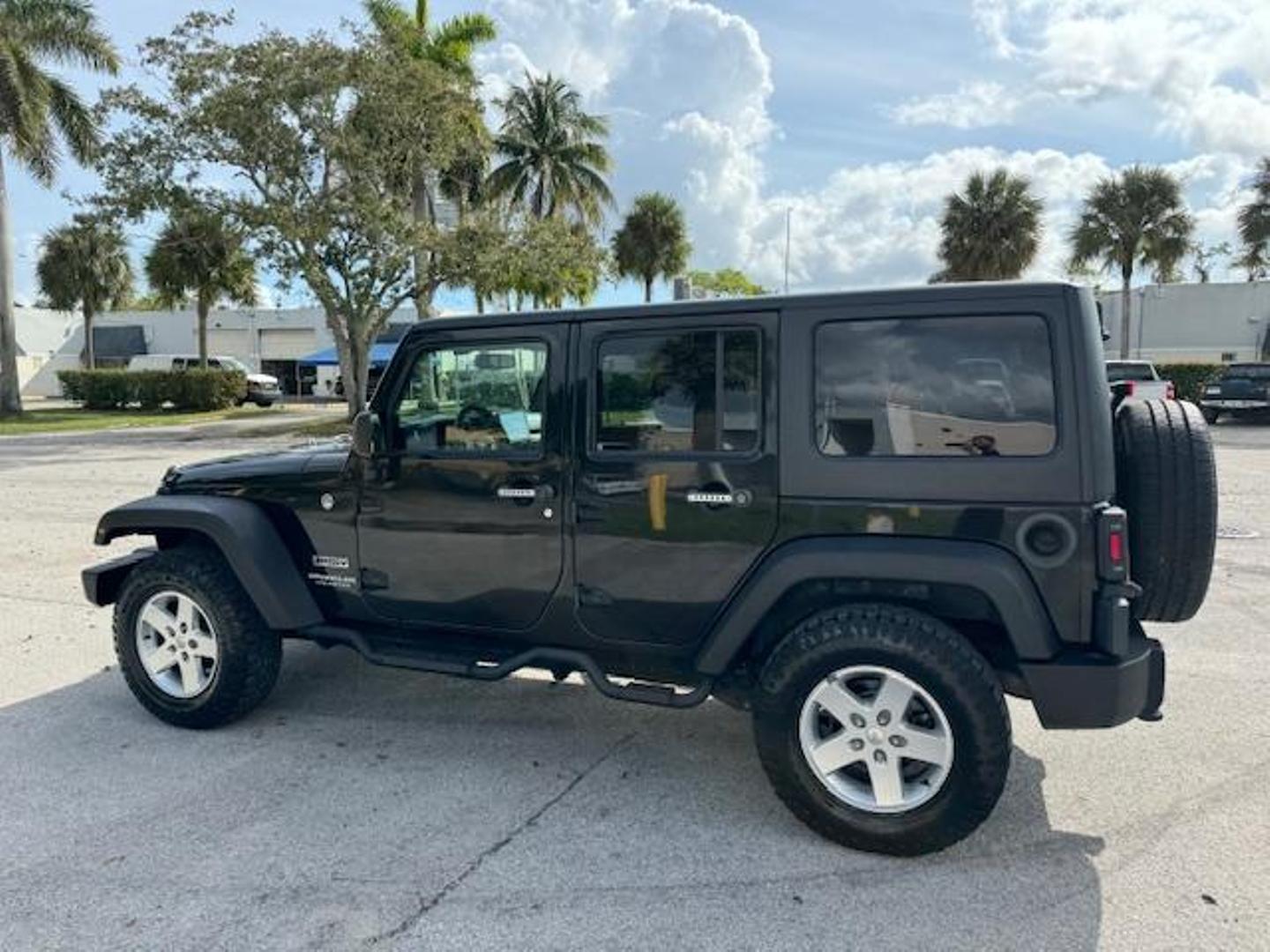 2015 Jeep Wrangler Unlimited Sport photo 10