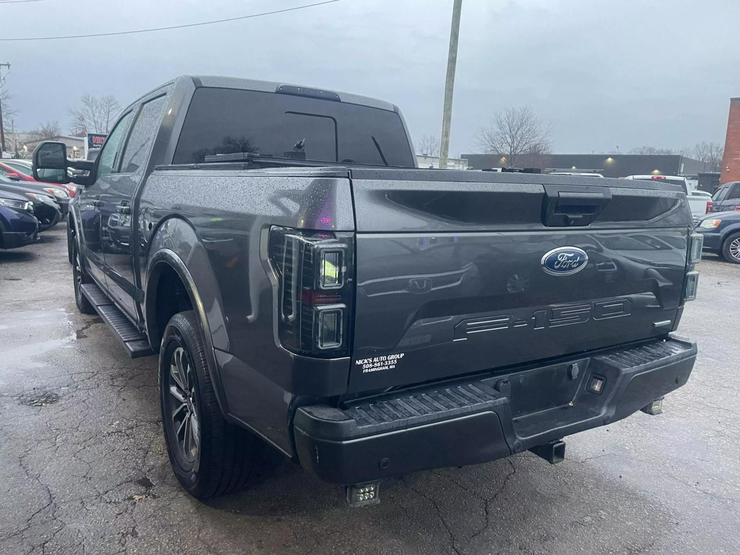 2018 Ford F-150 XLT photo 4