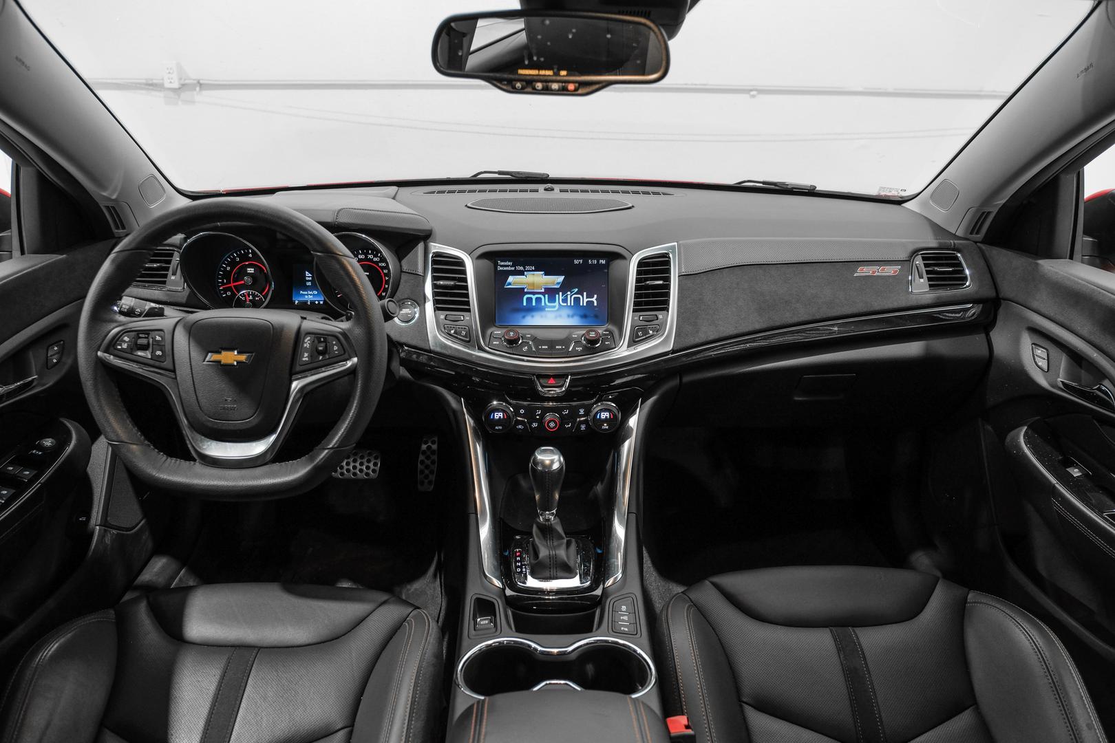 2014 Chevrolet SS Base photo 19