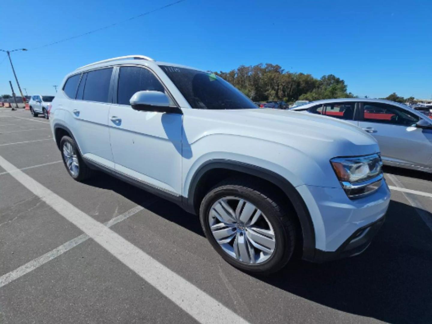 Volkswagen Atlas's photo