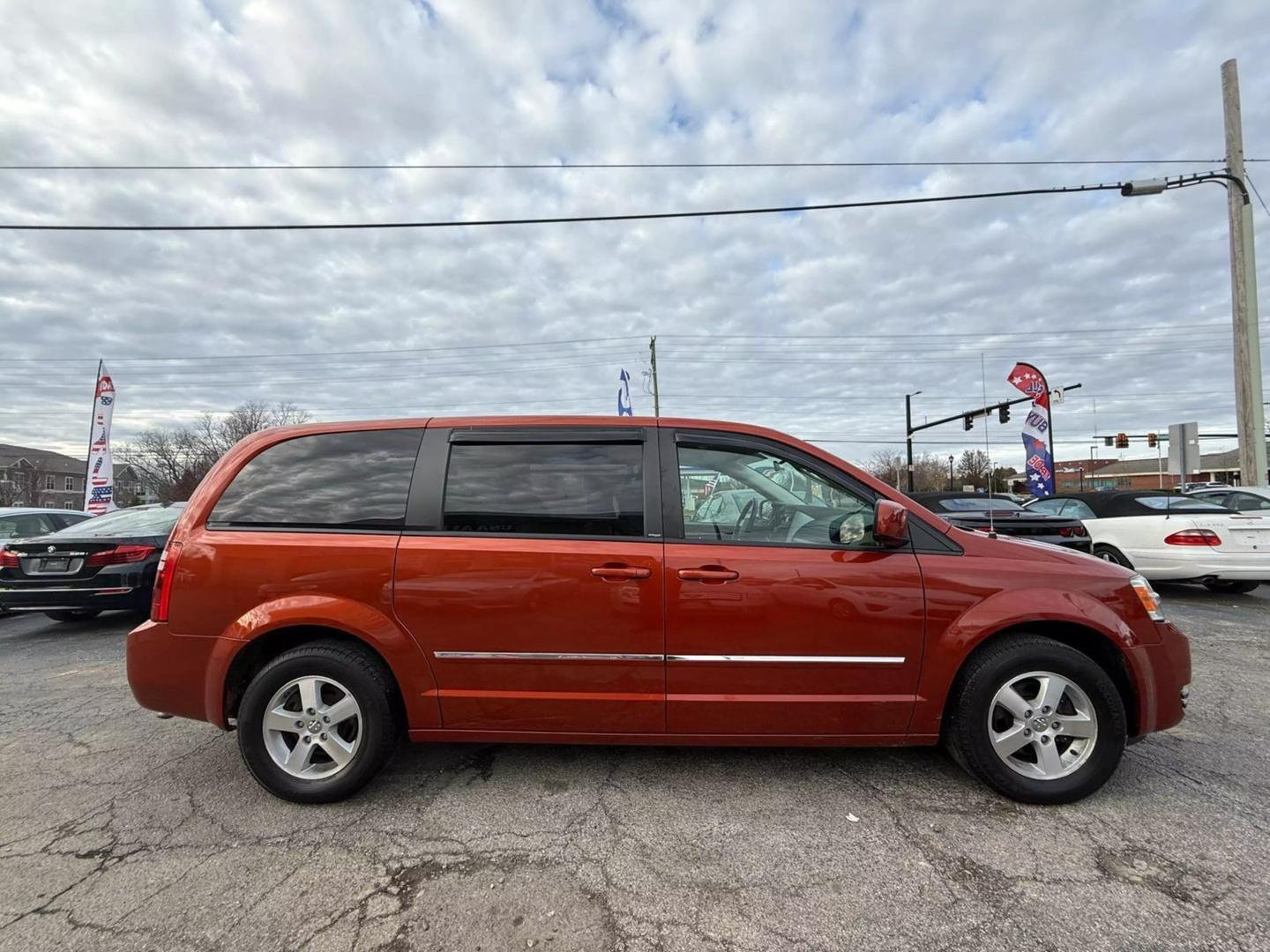 2008 Dodge Grand Caravan SXT photo 7