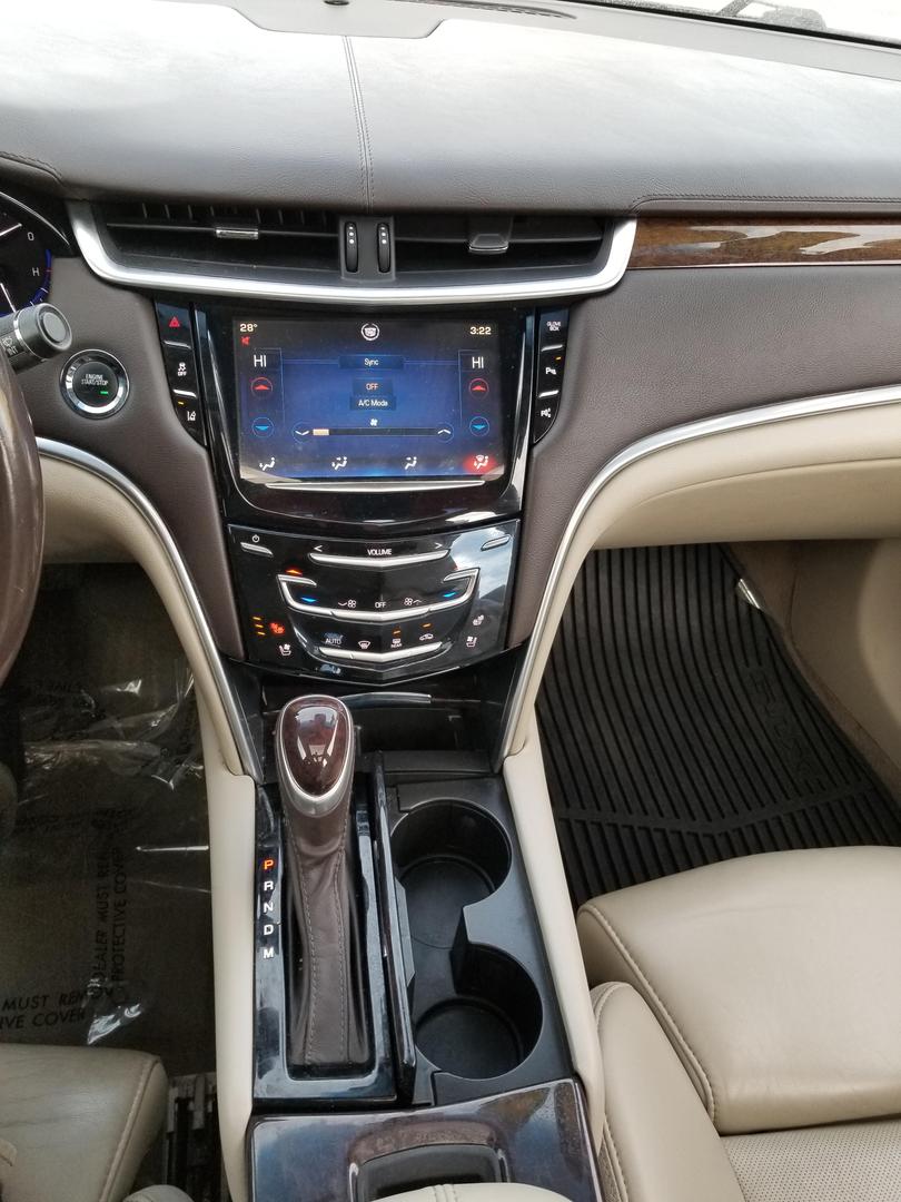 2014 Cadillac XTS Luxury Collection photo 17