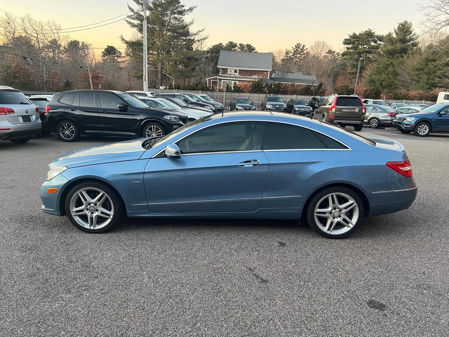 2012 Mercedes-Benz E-Class E350 photo 2