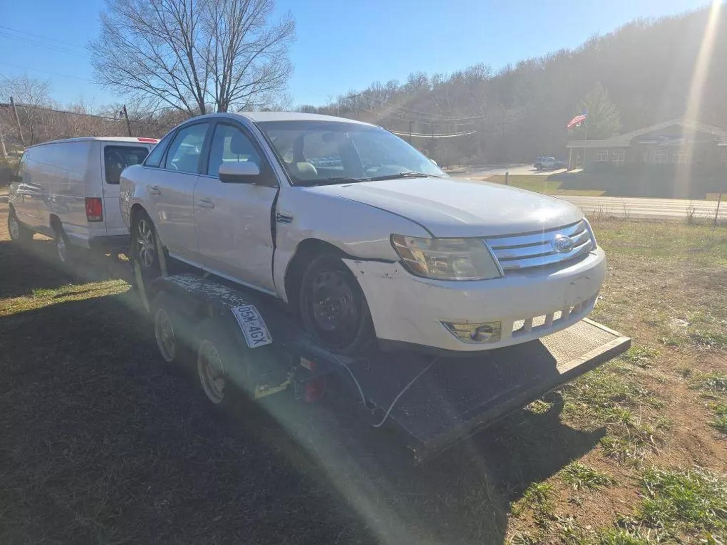 2008 Ford Taurus SEL photo 6