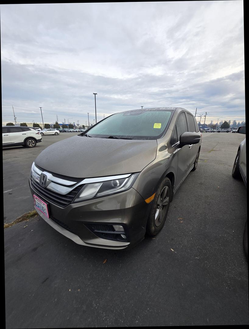 2018 Honda Odyssey EX photo 2