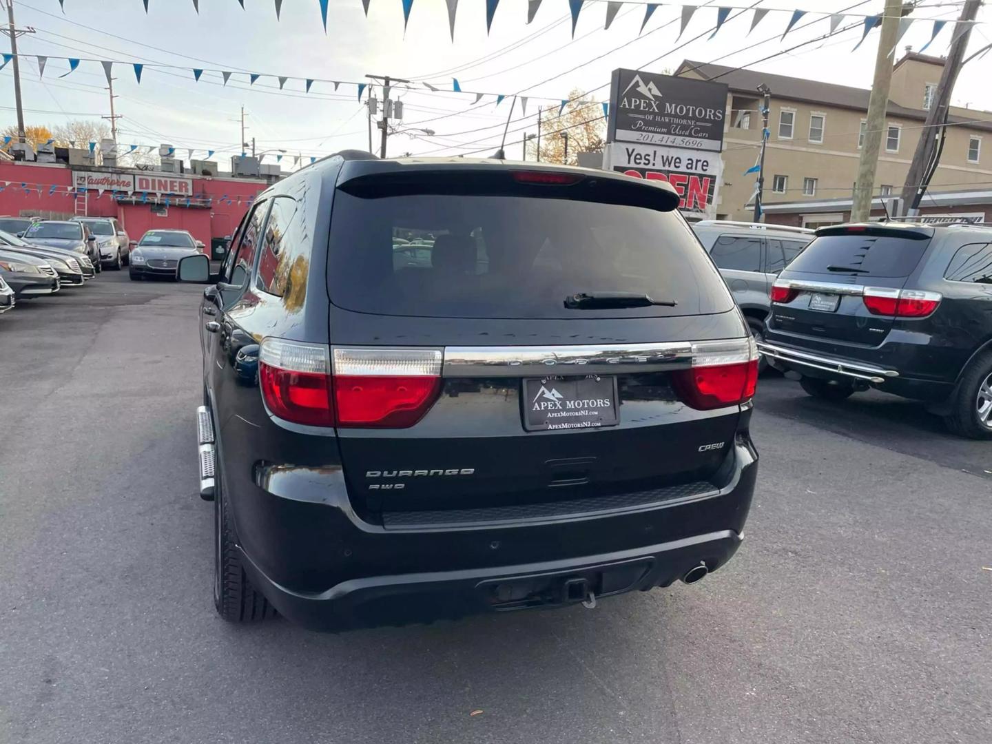 2011 Dodge Durango Crew photo 11