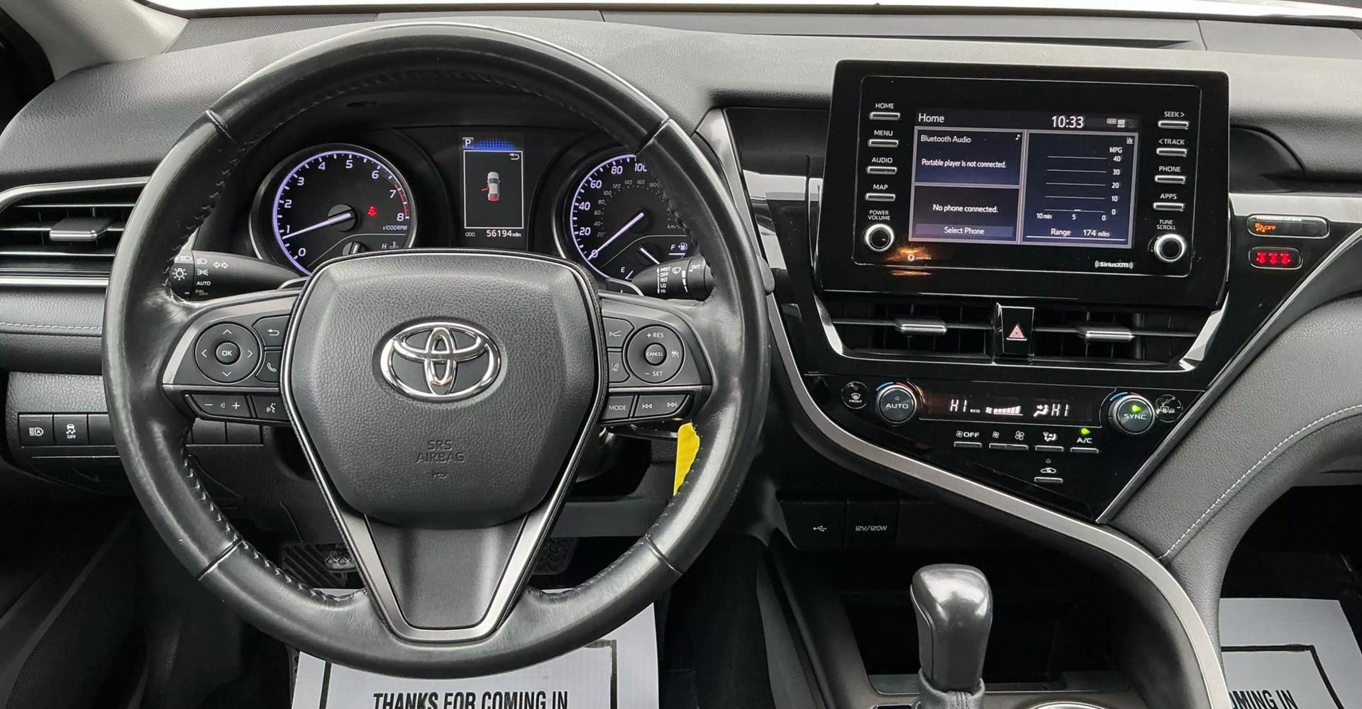 2022 Toyota Camry SE photo 22