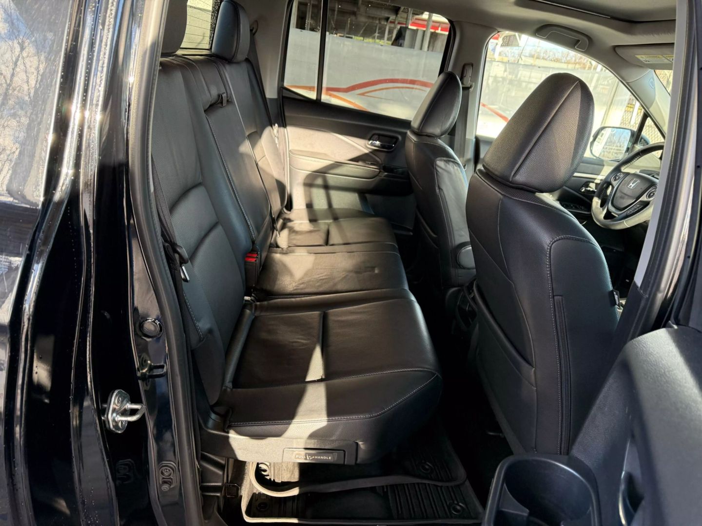 2019 Honda Ridgeline - Image 22