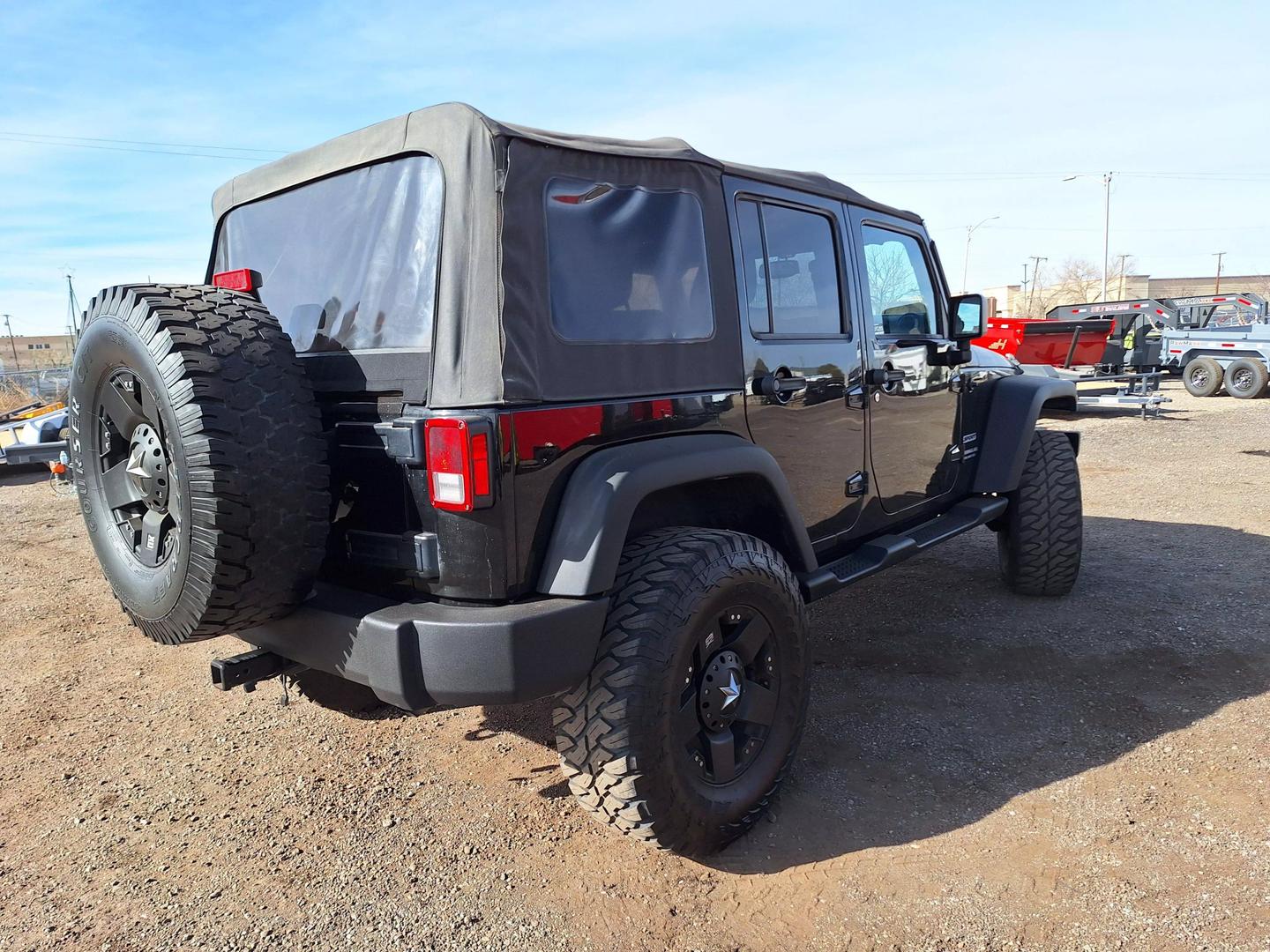 2016 Jeep Wrangler Unlimited Sport S photo 5