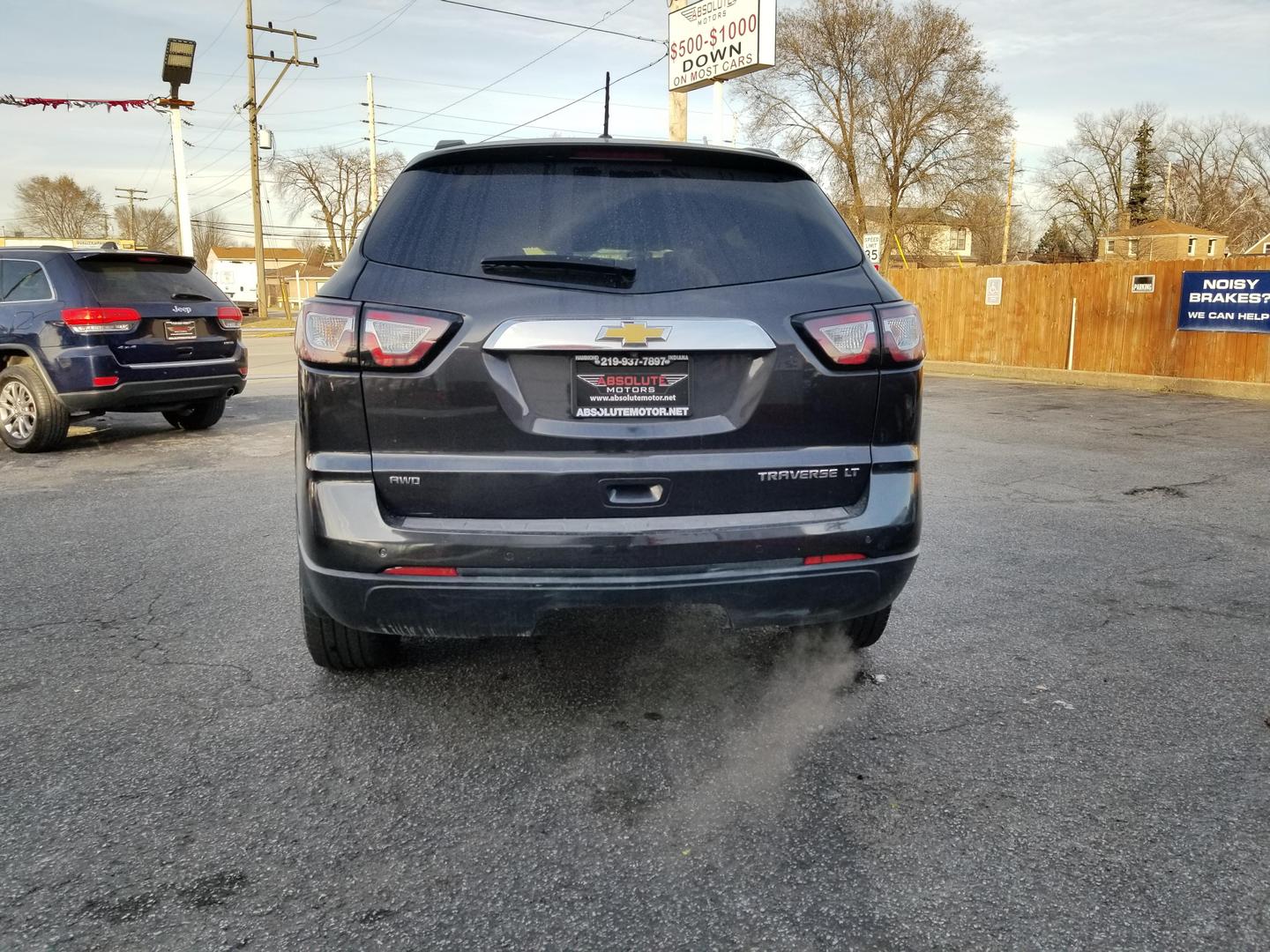 2015 Chevrolet Traverse 1LT photo 6