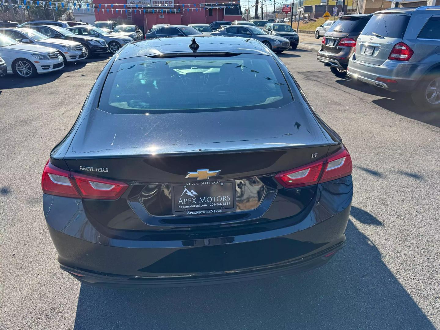 2016 Chevrolet Malibu 1LT photo 11