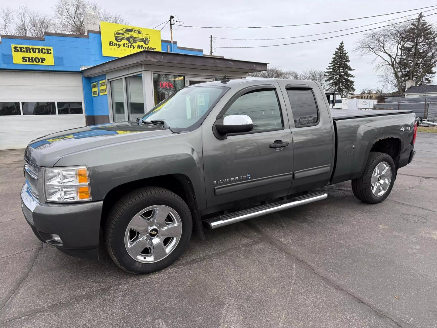 Chevrolet Silverado 1500's photo