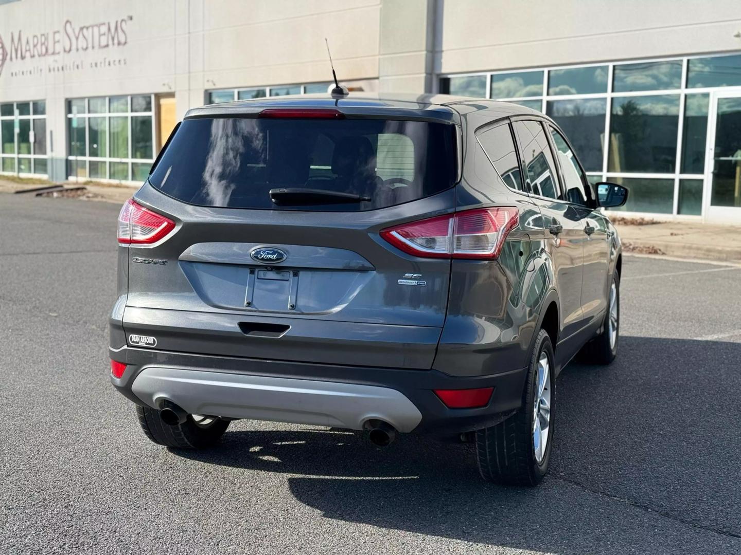 2015 Ford Escape SE photo 5