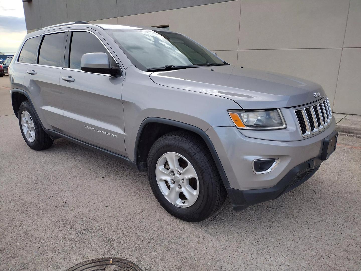 2015 Jeep Grand Cherokee Laredo E photo 16