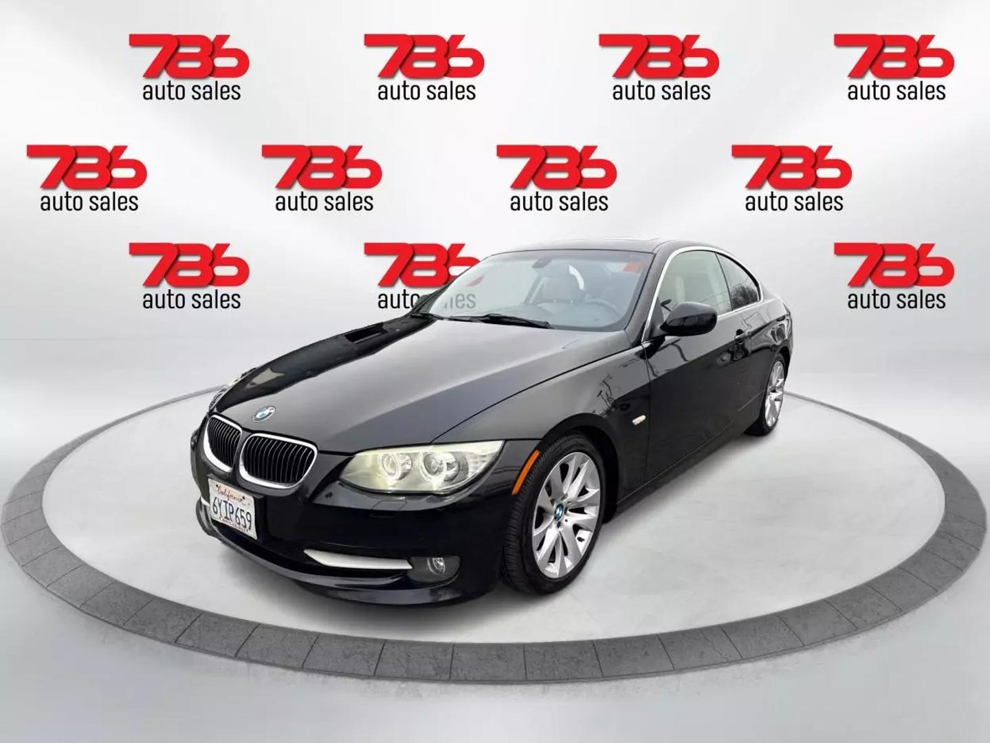 2011 BMW 3 Series 328i photo 8