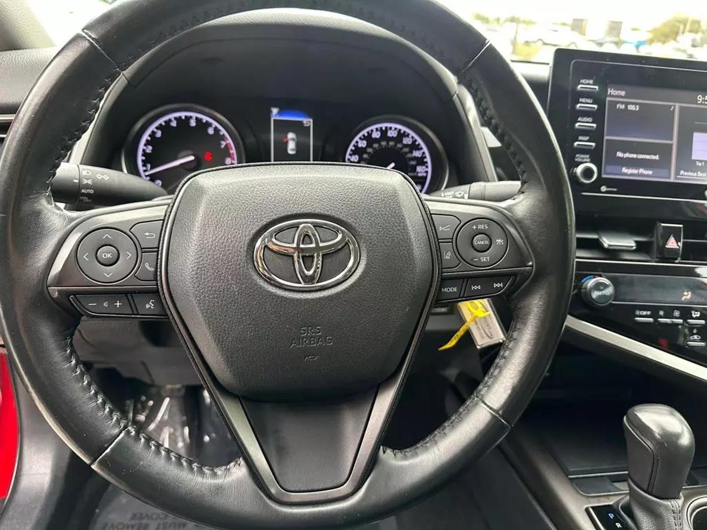 2023 Toyota Camry SE photo 9