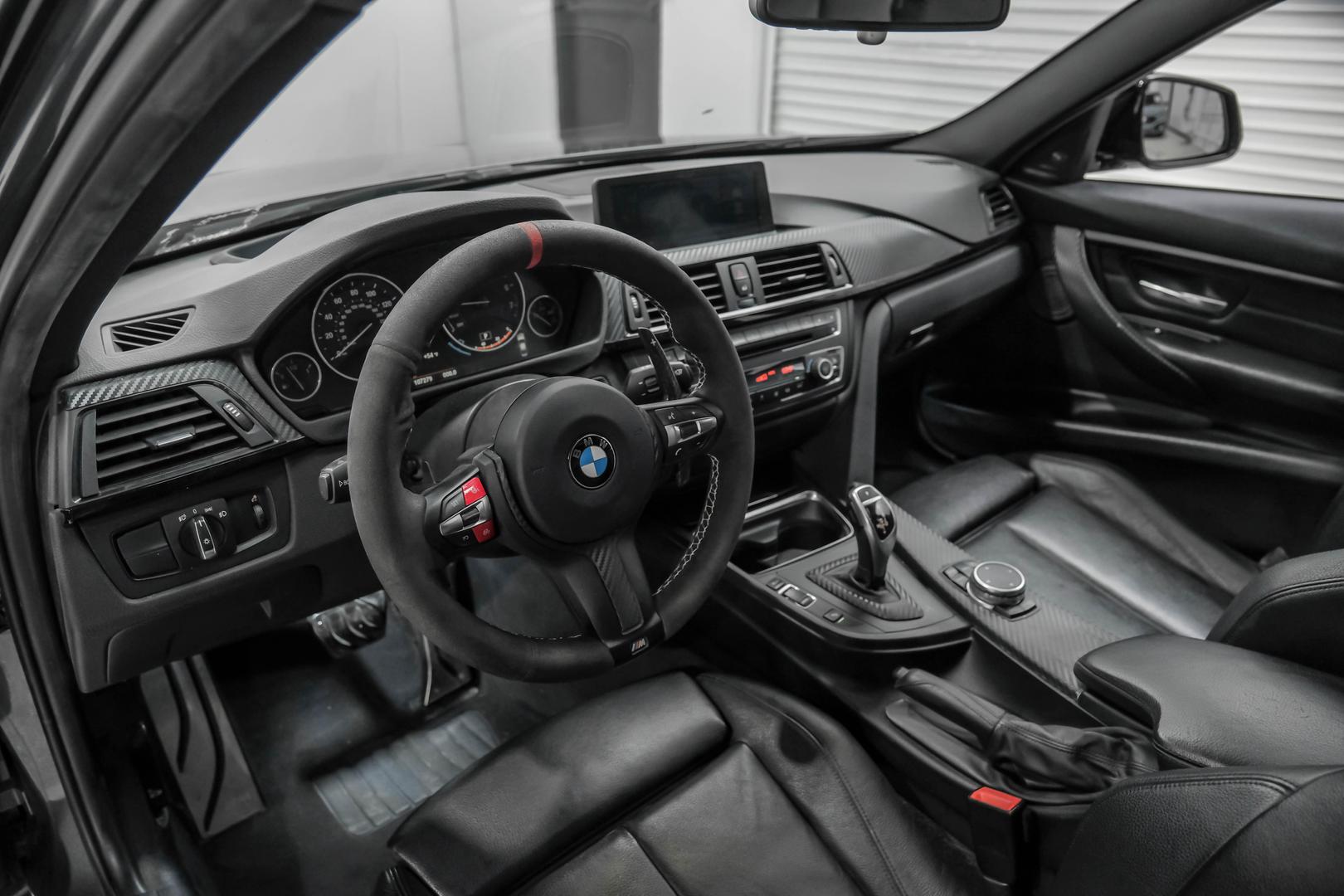 2015 BMW 3 Series 335i photo 23