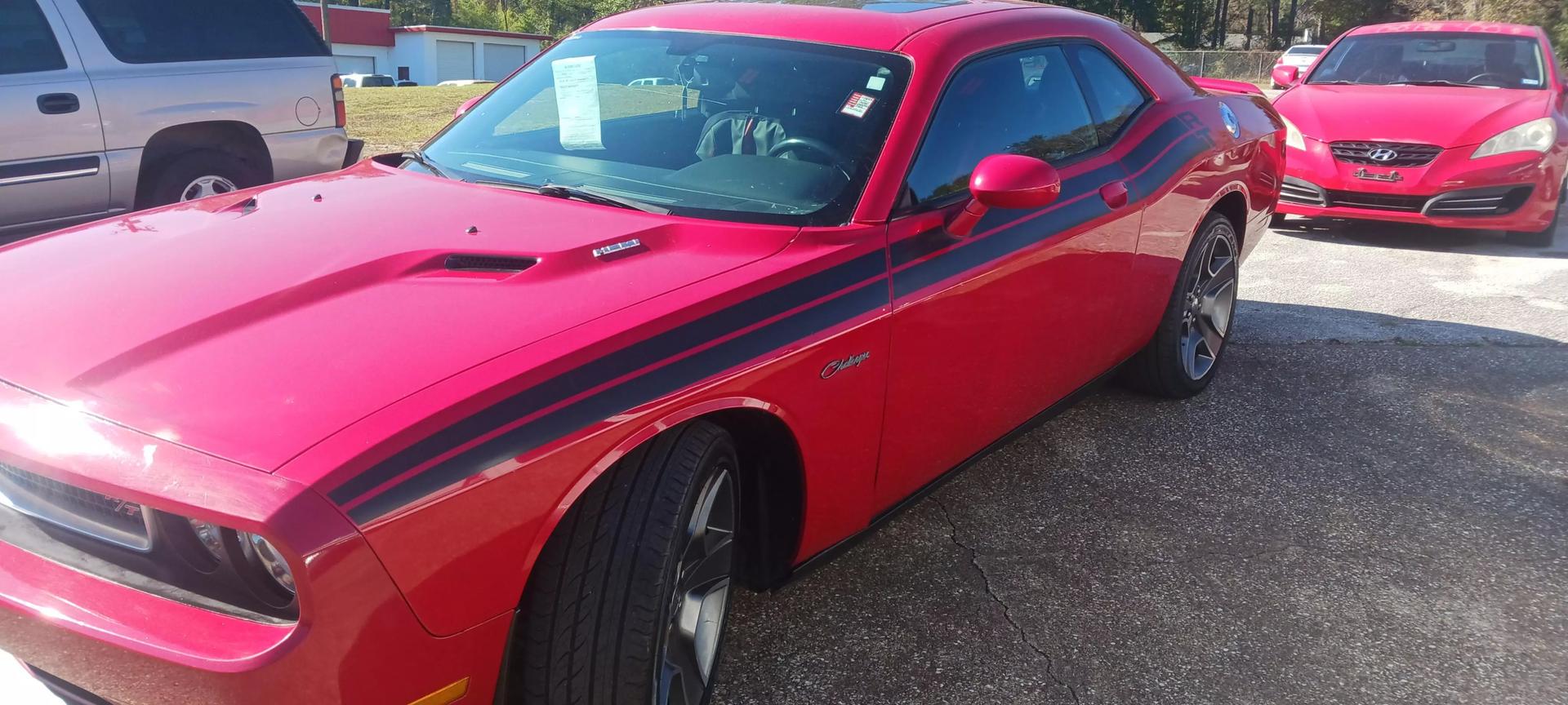 Dodge Challenger's photo