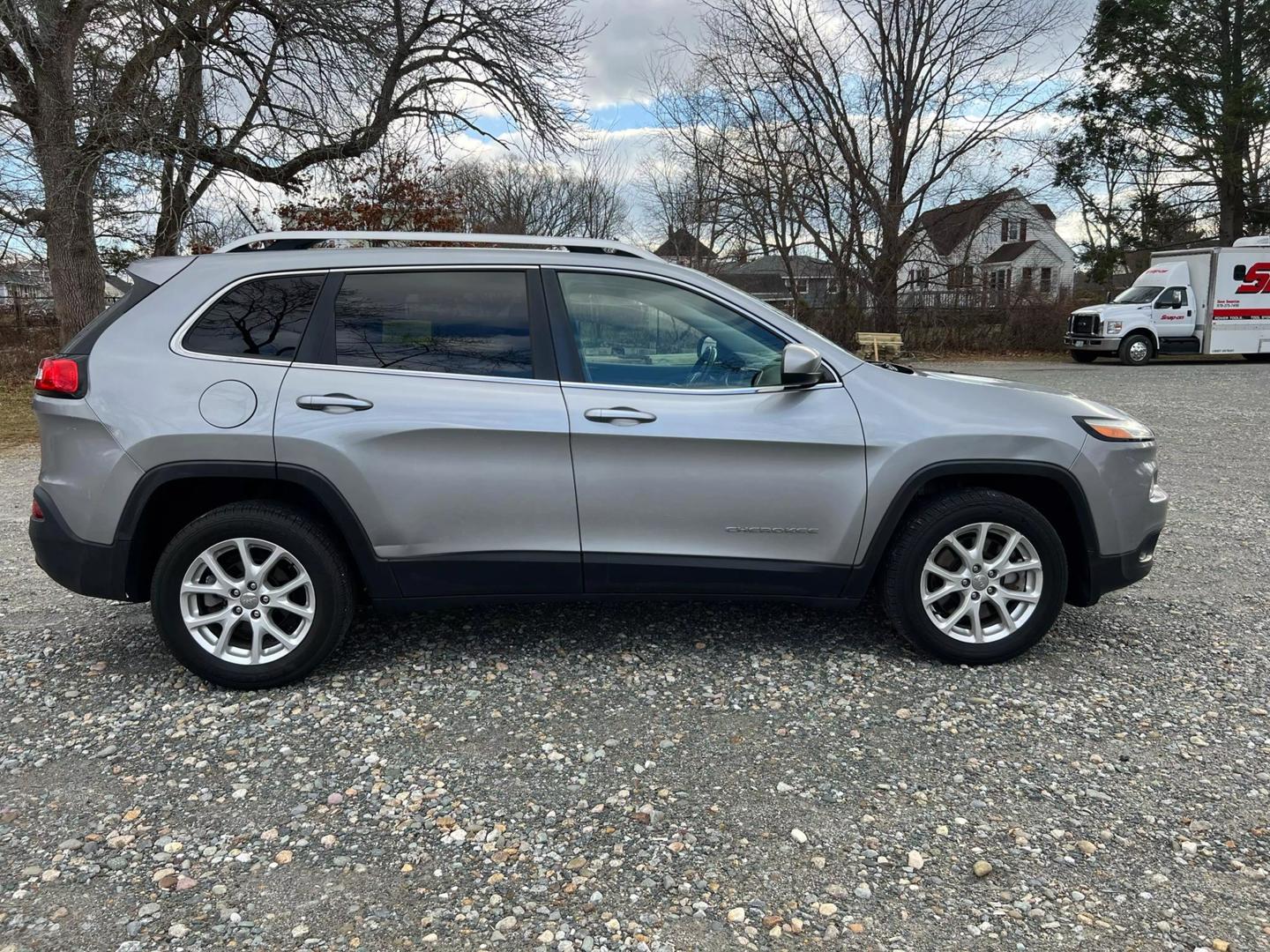 2014 Jeep Cherokee Latitude photo 4