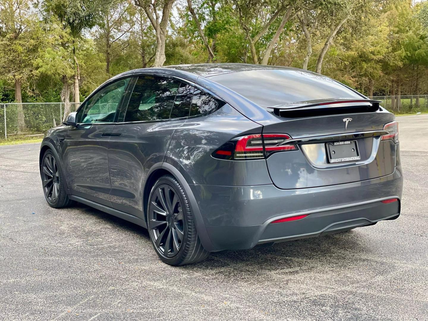 2023 Tesla Model X Long Range photo 8