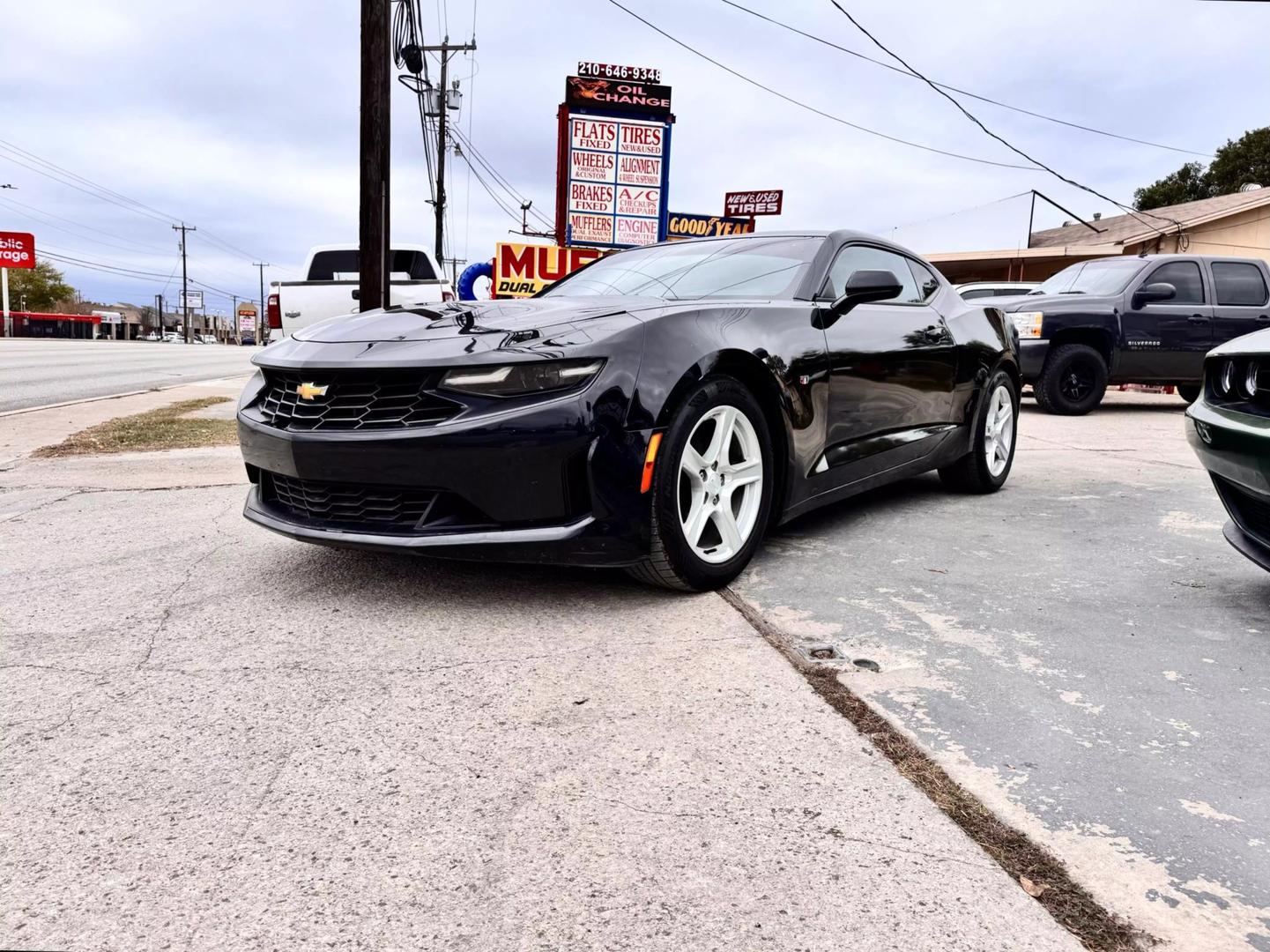 2019 Chevrolet Camaro 1LT photo 6