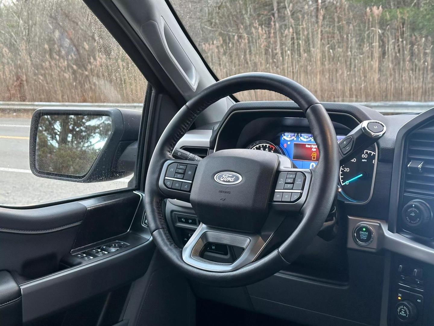 2022 Ford F-150 XLT photo 32